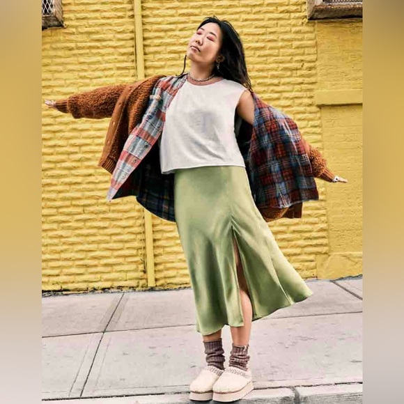 NWT UGG Tazz UGGBraid Platform Slippers Clogs Natural Size Women 7 - Picture 2 of 15